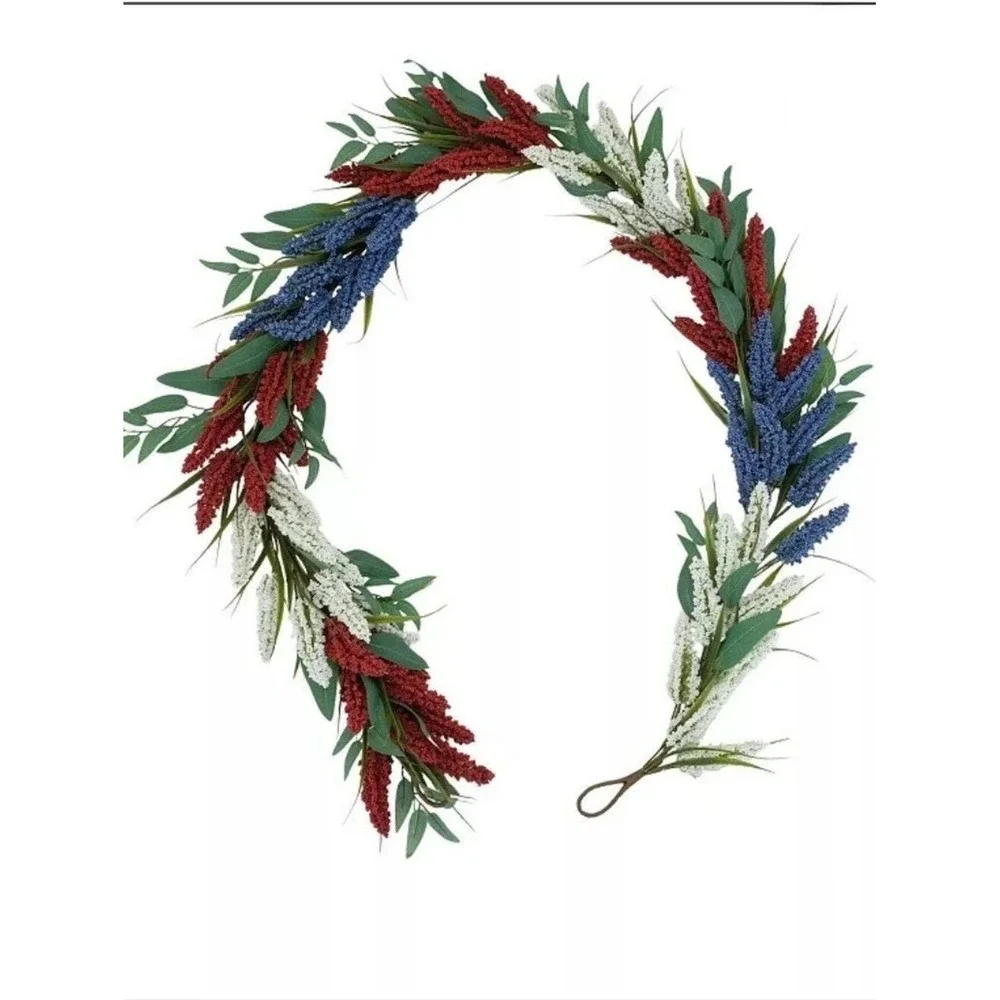 Patriotic Americana Red White And Blue Floral Botanical‎ Mantel Garland